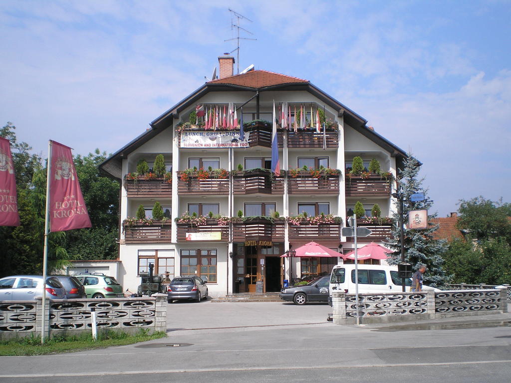 Hotel Krona Domžale Exterior foto